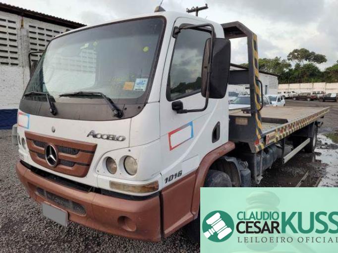 MERCEDES BENZ ACCELO 17/17