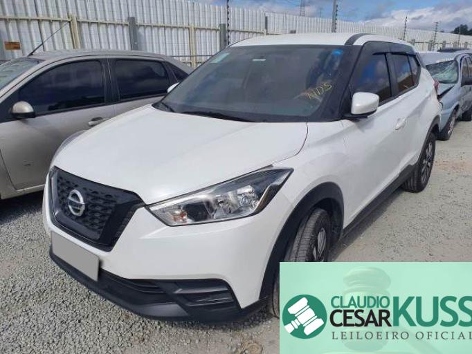 NISSAN KICKS 20/21